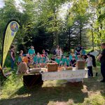 Besuch_in_der_Imkerschule